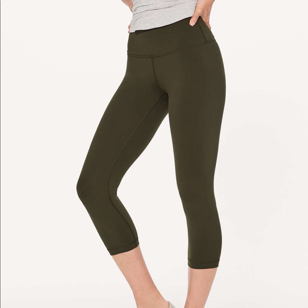 Army Green LuluLemon Crop mesh leggings